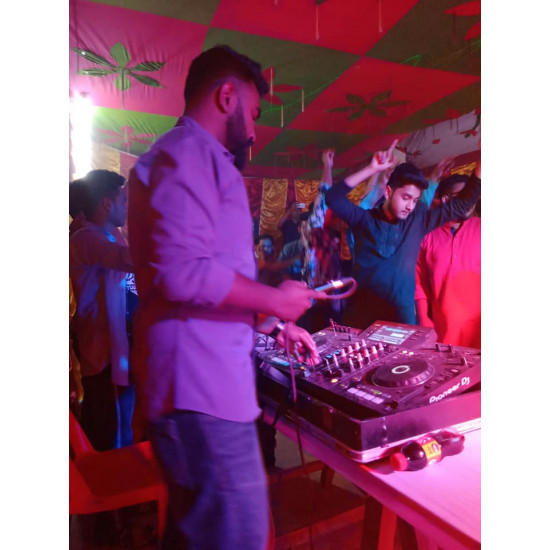 DJ Rizvi 